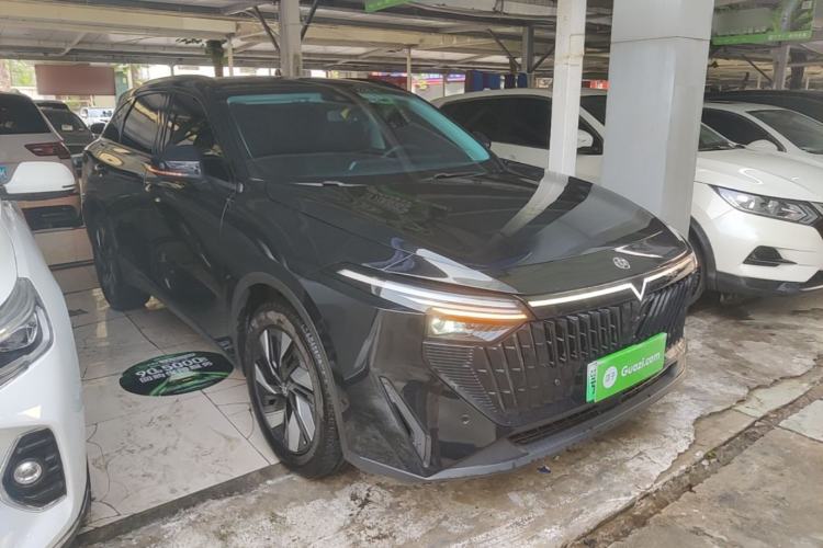 Used Venucia V DD-i 2023 110km iT Version Front Right 45 Deg