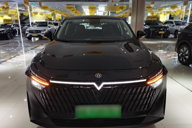 Used Venucia V DD-i 2023 60km iD Version Front