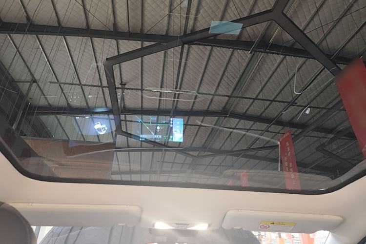 Used Venucia V DD-i 2023 110 km iE Version Headliner