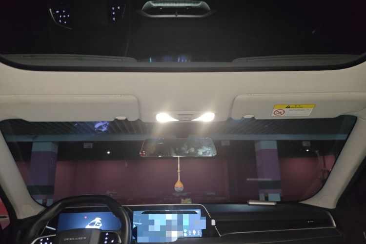 Used Venucia V DD-i 2023 110 km iE Version Headliner
