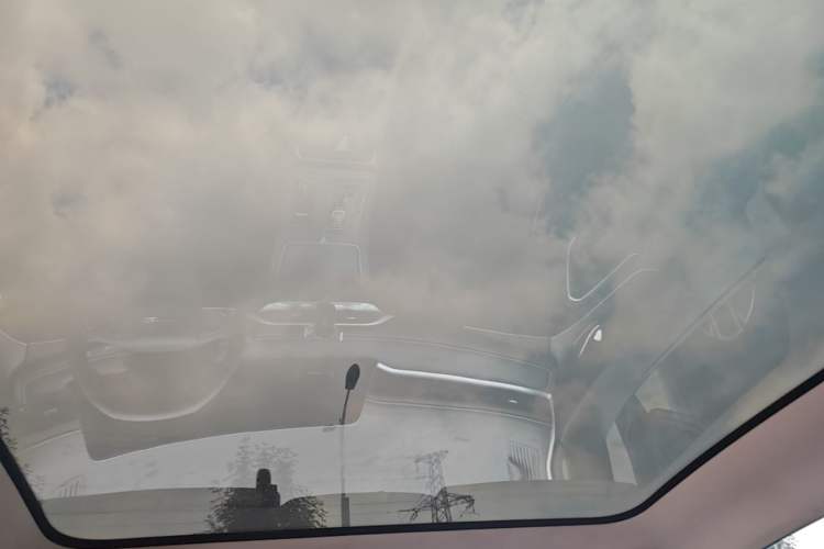 Used Venucia V DD-i 2023 110 km iE Version Headliner