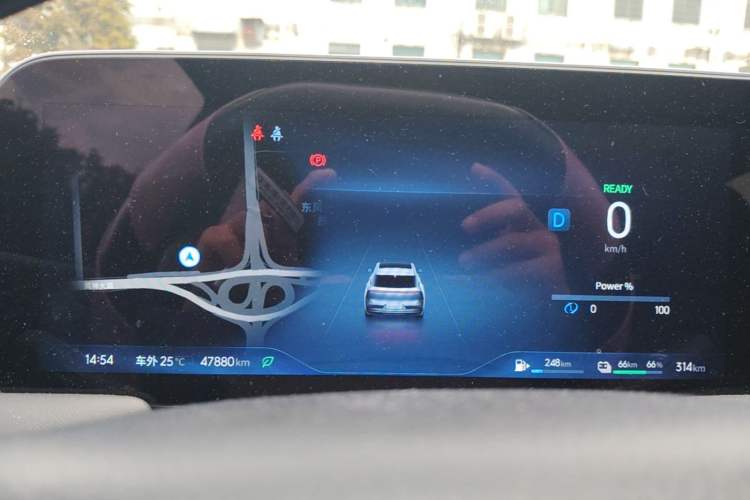 Used Venucia V DD-i 2023 110 km iE Version Instrument Cluster