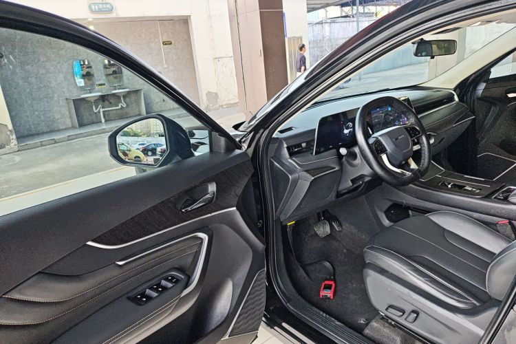 Used Venucia V DD-i 2023 110 km iE Version Interior 3