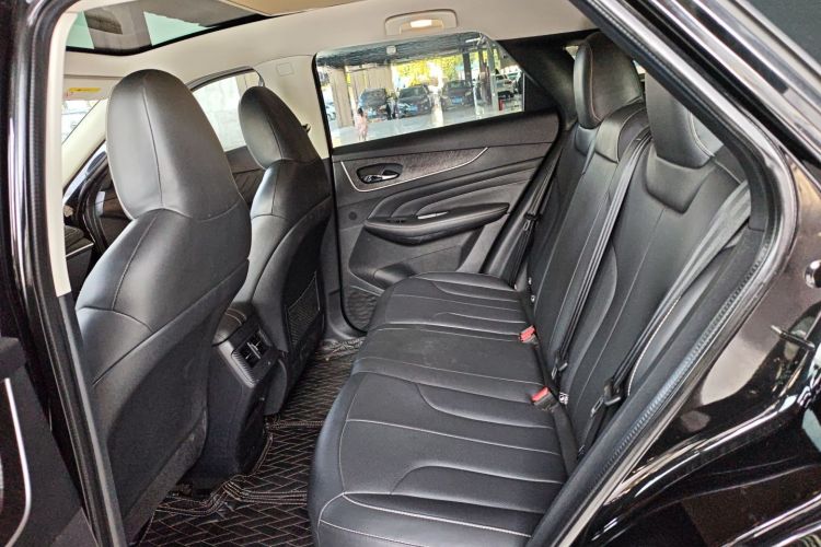 Used Venucia V DD-i 2023 110 km iE Version Interior 4