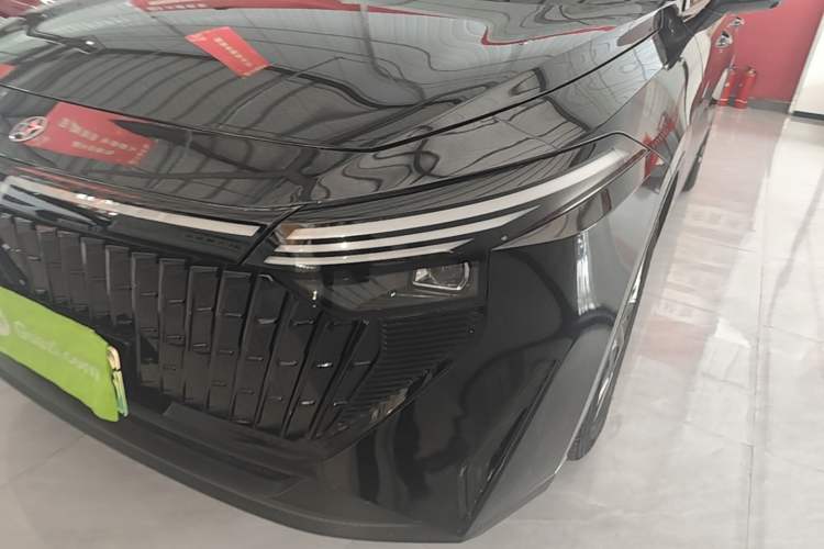 Used Venucia V DD-i 2023 110 km iE Version Left Front Headlight