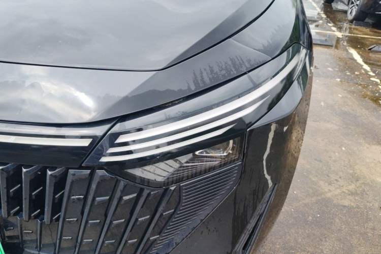 Used Venucia V DD-i 2023 110 km iE Version Left Front Headlight