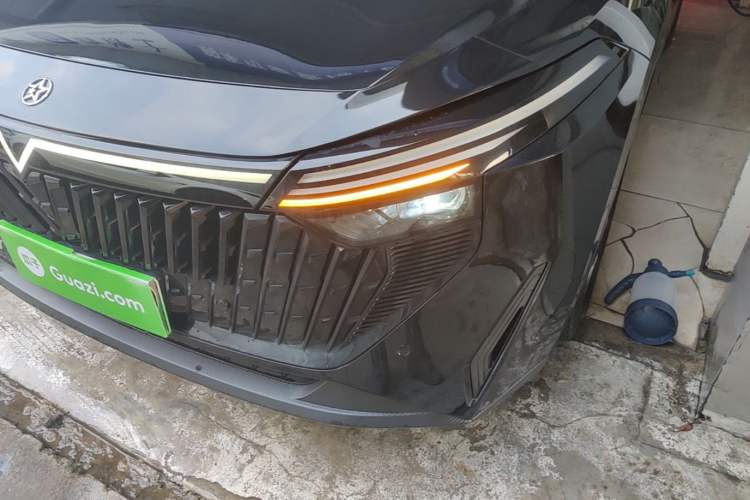 Used Venucia V DD-i 2023 110km iT Version Left Front Headlight