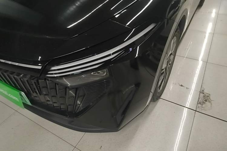 Used Venucia V DD-i 2023 110 km iE Version Left Front Headlight