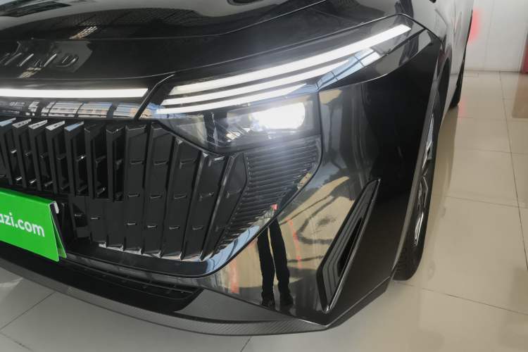 Used Venucia V DD-i 2023 60km iD Version Left Front Headlight