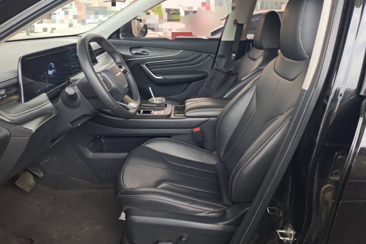 Used Venucia V DD-i 2023 110 km iE Version Left Front Seat