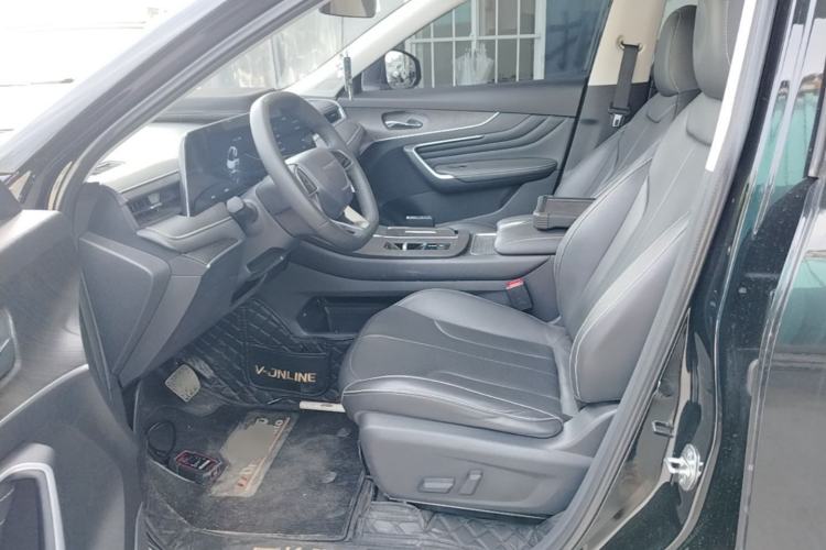 Used Venucia V DD-i 2023 60km iD Version Left Front Seat