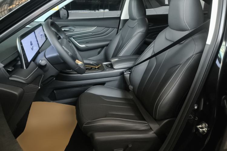 Used Venucia V DD-i 2023 60km iD Version Left Front Seat