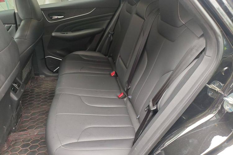 Used Venucia V DD-i 2023 110km iT Version Left Rear Seat