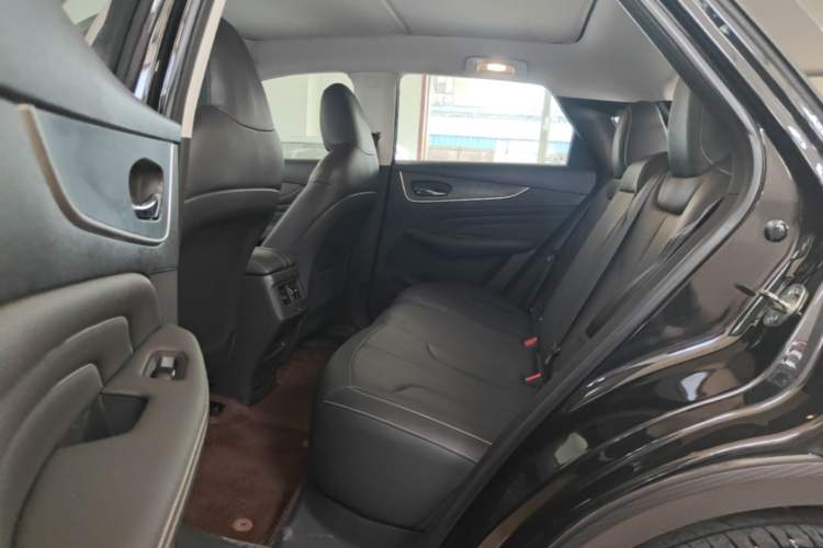 Used Venucia V DD-i 2023 60km iD Version Left Rear Seat
