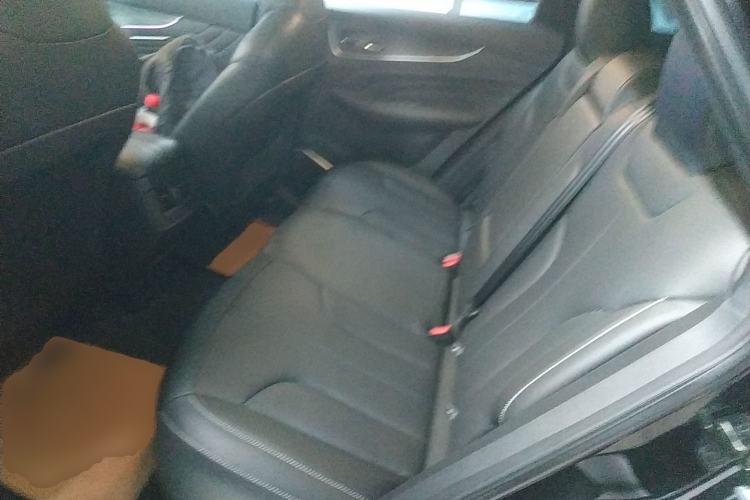 Used Venucia V DD-i 2023 110km iT Version Left Rear Seat