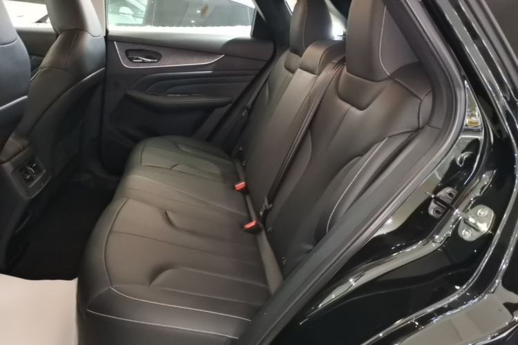 Used Venucia V DD-i 2023 60km iD Version Left Rear Seat