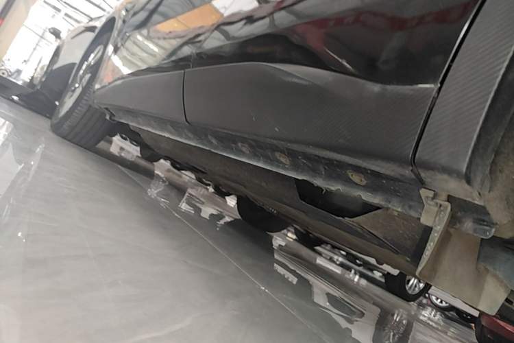 Used Venucia V DD-i 2023 110 km iE Version Left Side Sill