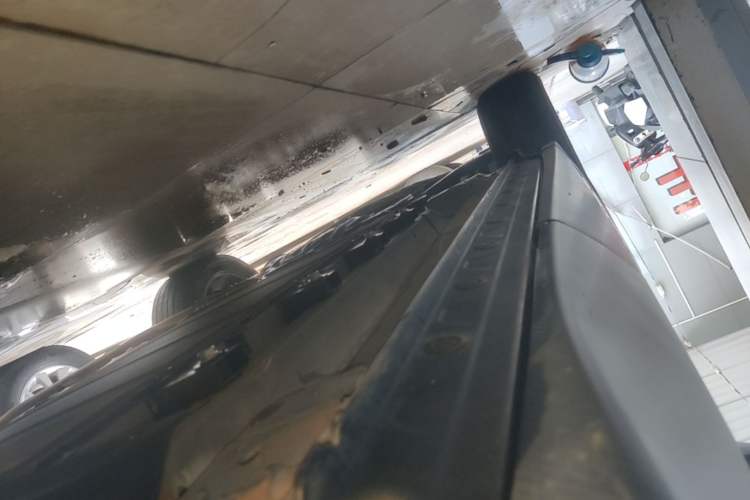 Used Venucia V DD-i 2023 110km iT Version Left Side Sill
