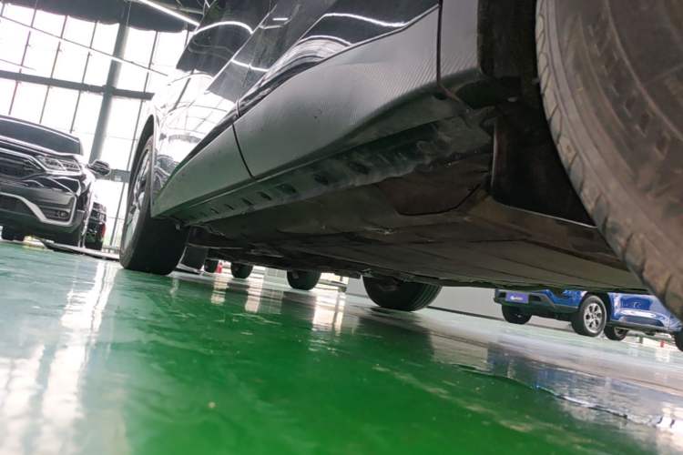 Used Venucia V DD-i 2023 110 km iE Version Left Side Sill