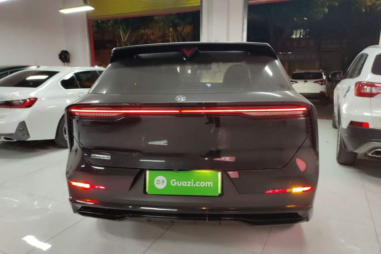 Used Venucia V DD-i 2023 60km iD Version Rear