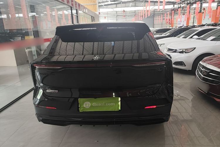 Used Venucia V DD-i 2023 110 km iE Version Rear