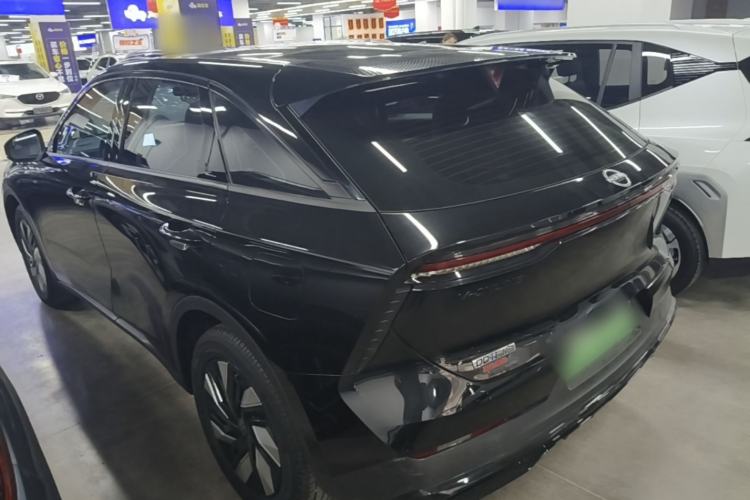 Used Venucia V DD-i 2023 110 km iE Version Rear Left 45 Deg