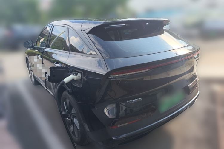 Used Venucia V DD-i 2023 110 km iE Version Rear Left 45 Deg
