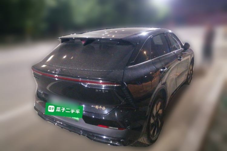 Used Venucia V DD-i 2023 110 km iE Version Rear Right 45 Deg