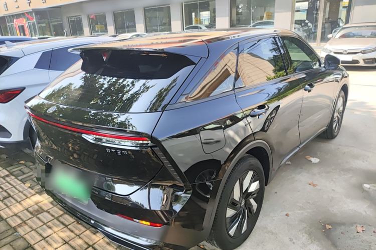Used Venucia V DD-i 2023 60km iD Version Rear Right 45 Deg