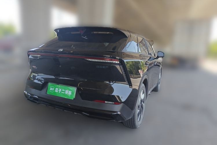 Used Venucia V DD-i 2023 110 km iE Version Rear Right 45 Deg