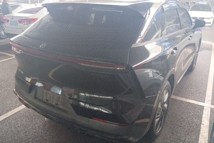 Used Venucia V DD-i 2023 110 km iE Version Rear Right 45 Deg