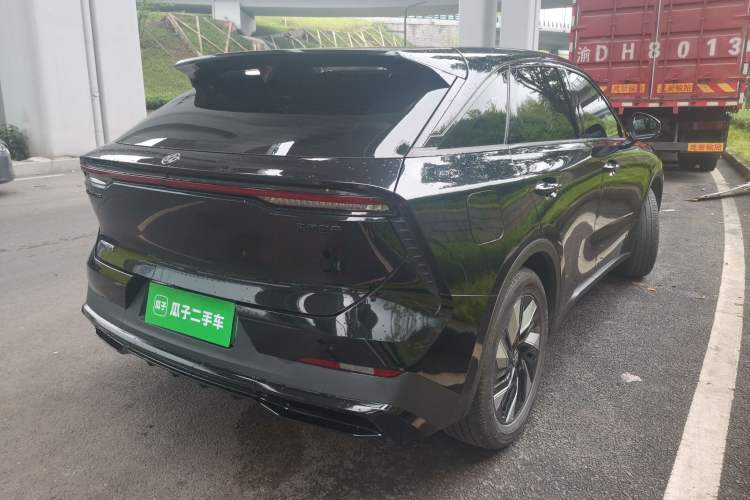 Used Venucia V DD-i 2023 110 km iE Version Rear Right 45 Deg