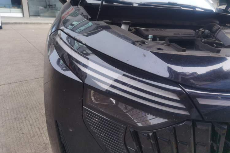Used Venucia V DD-i 2023 60km iD Version Right Front Headlight