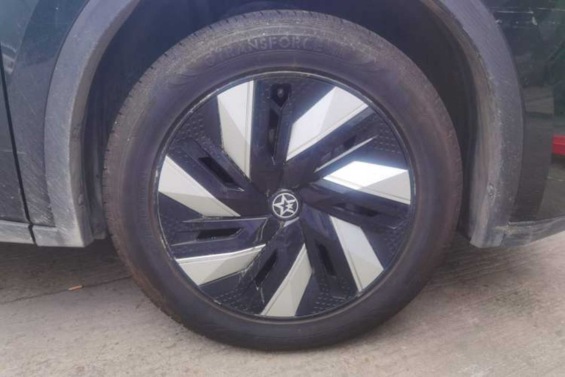 Used Venucia V DD-i 2023 60km iD Version Right Front Wheel Hub