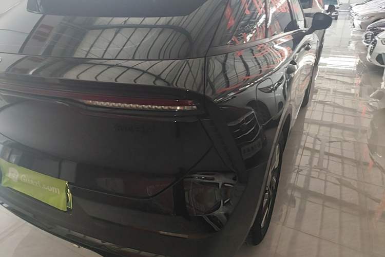 Used Venucia V DD-i 2023 110 km iE Version Right Rear Taillight