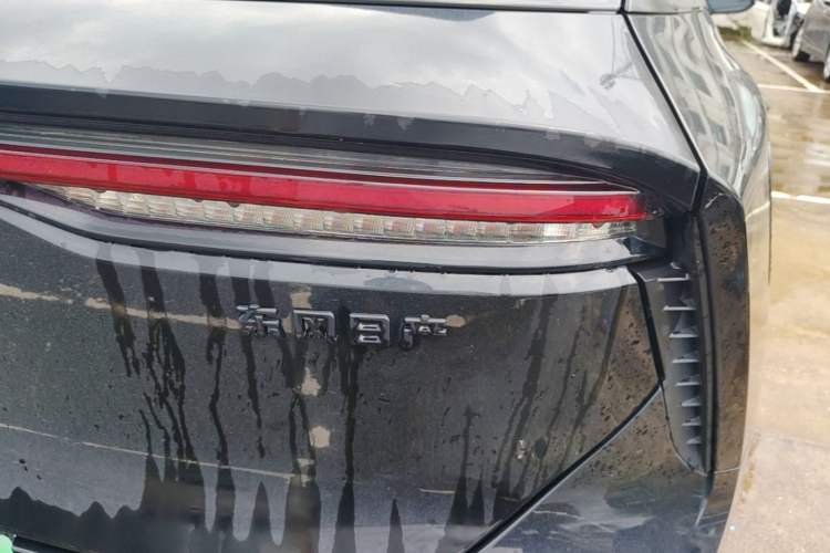Used Venucia V DD-i 2023 110 km iE Version Right Rear Taillight