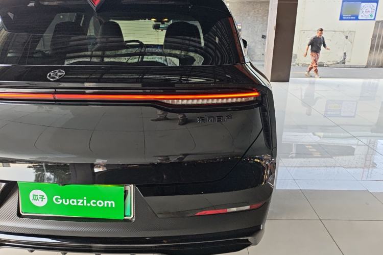 Used Venucia V DD-i 2023 110 km iE Version Right Rear Taillight
