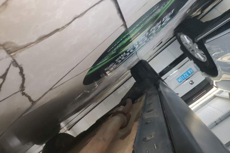 Used Venucia V DD-i 2023 110km iT Version Right Side Sill