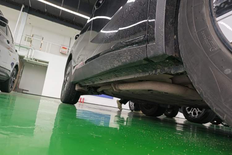 Used Venucia V DD-i 2023 110 km iE Version Right Side Sill