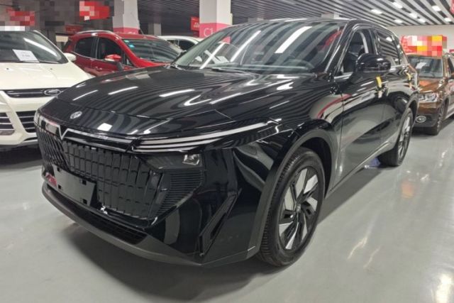 Used Venucia V DD-i 2023 60km iD Version