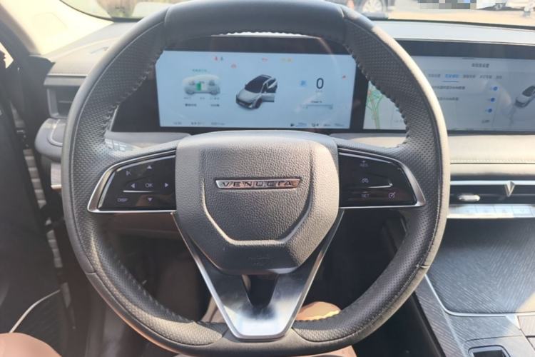 Used Venucia V DD-i 2023 110 km iE Version Steering Wheel