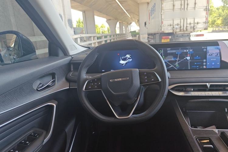 Used Venucia V DD-i 2023 110 km iE Version Steering Wheel