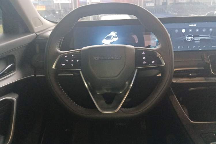 Used Venucia V DD-i 2023 110 km iE Version Steering Wheel