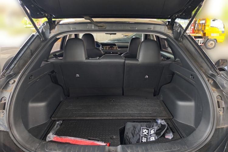 Used Venucia V DD-i 2023 110 km iE Version Trunk