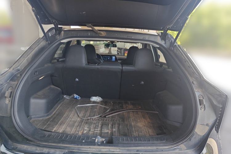 Used Venucia V DD-i 2023 110 km iE Version Trunk