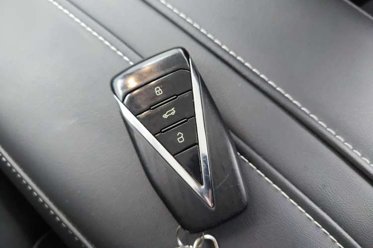 Used Venucia V DD-i 2023 110 km iE Version Vehicle Key