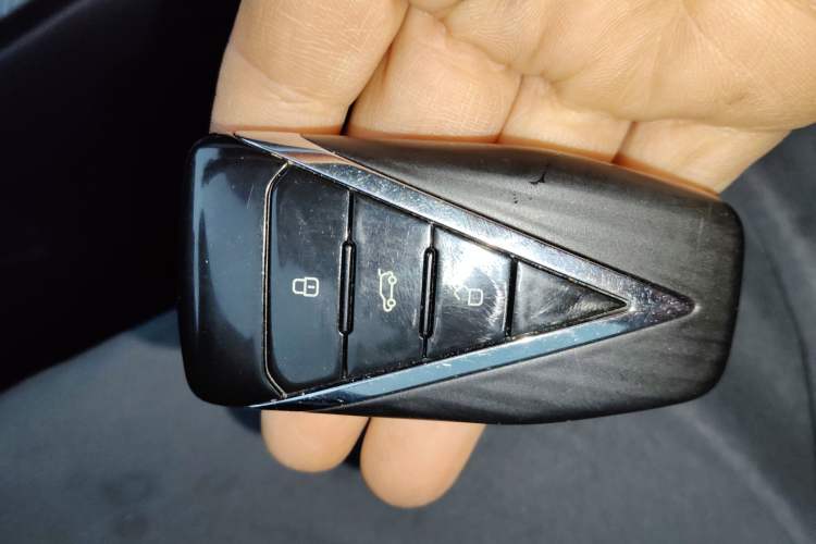Used Venucia V DD-i 2023 110km iT Version Vehicle Key