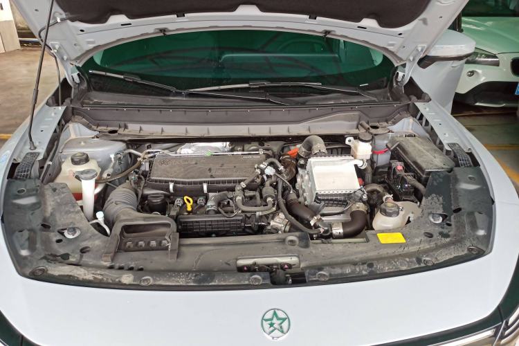 Used Venucia V DD-i 2023 60km iD Version Engine Bay