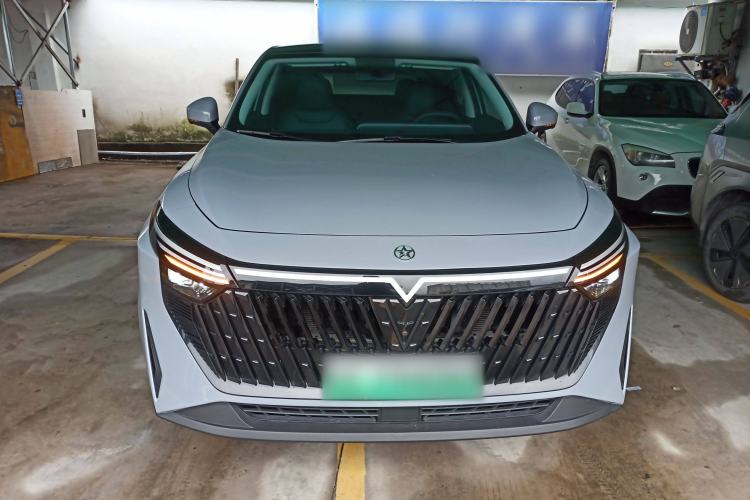 Used Venucia V DD-i 2023 60km iD Version Front