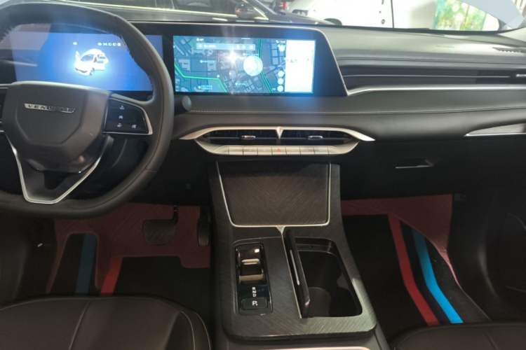 Used Venucia V DD-i 2023 60km iD Version Audio And AC Panel